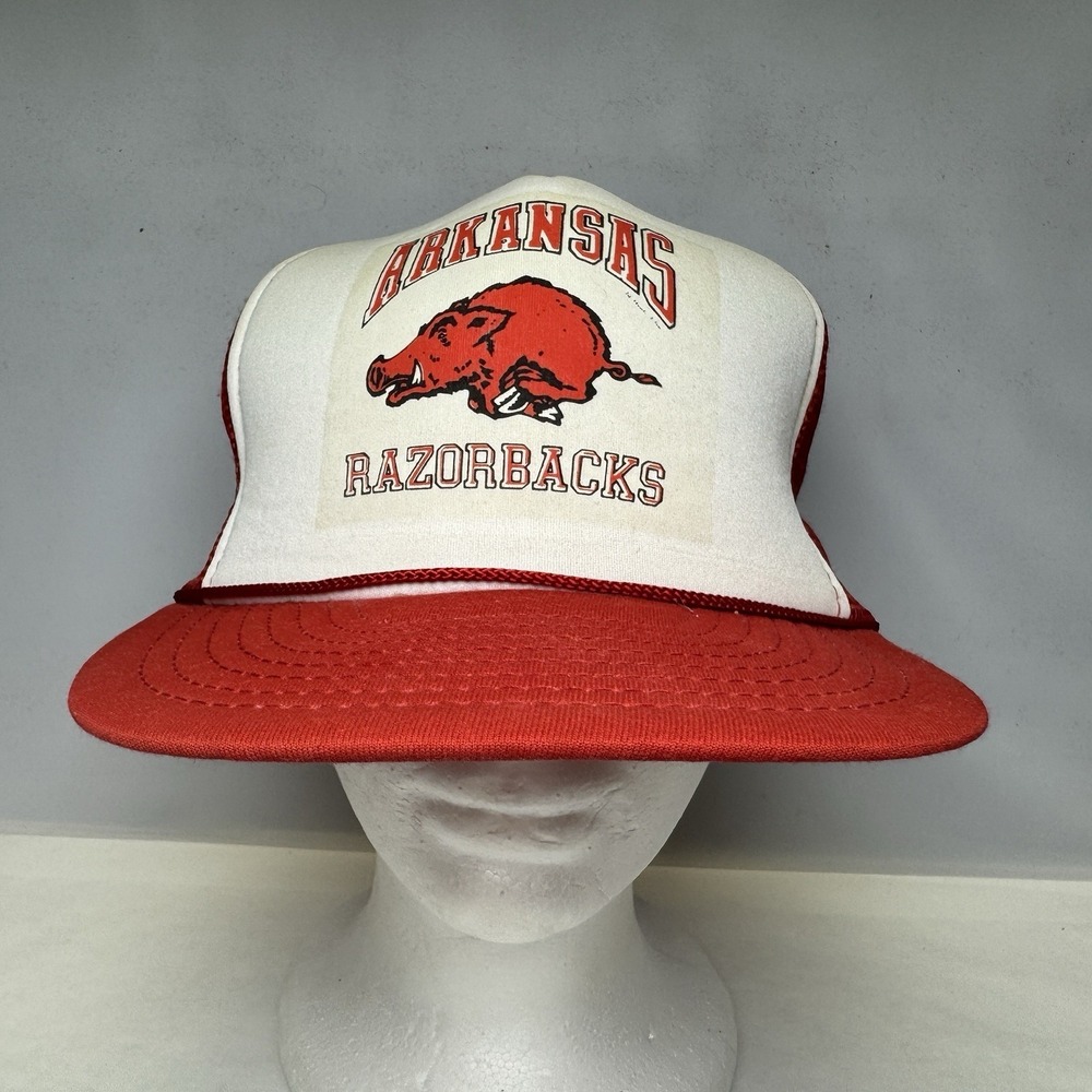 Vintage Arkansas Razorbacks Mesh Snapback Foam Trucker Hat Cap San Sun Rope
